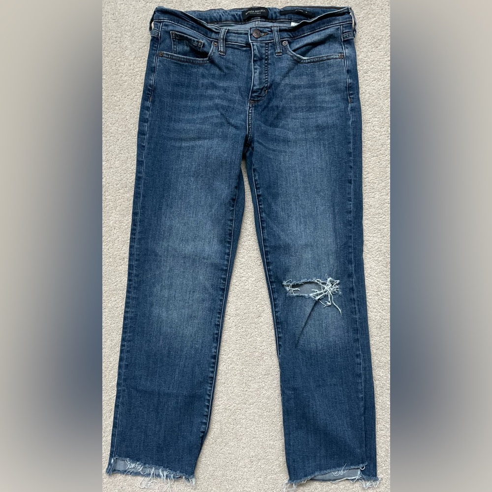 Banana Republic Girlfriend 30 Raw Hem Jeans